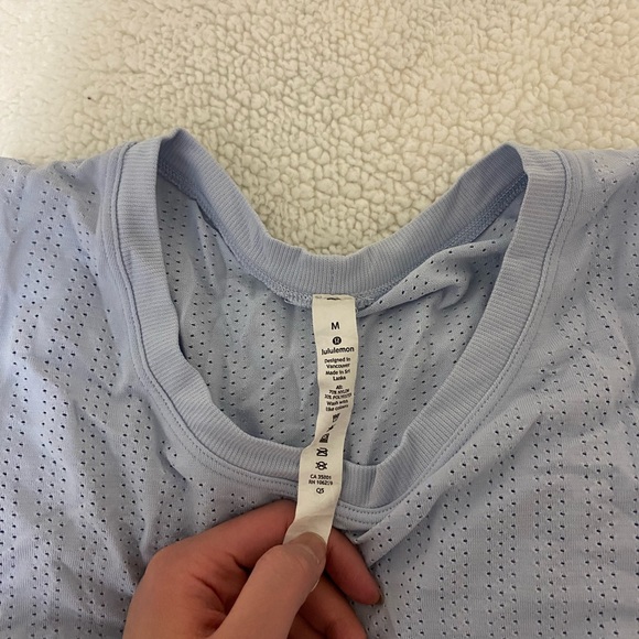 Lululemon Train to Be Tank Top - Daydream - Picture 2 of 3